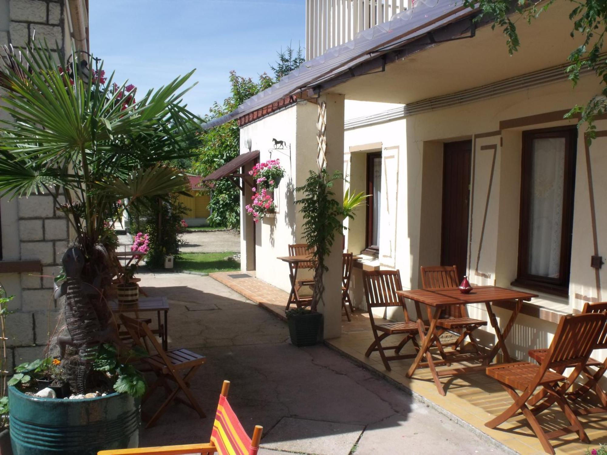 Hôtel Le Clos Robinson Martin-Église Exterior foto